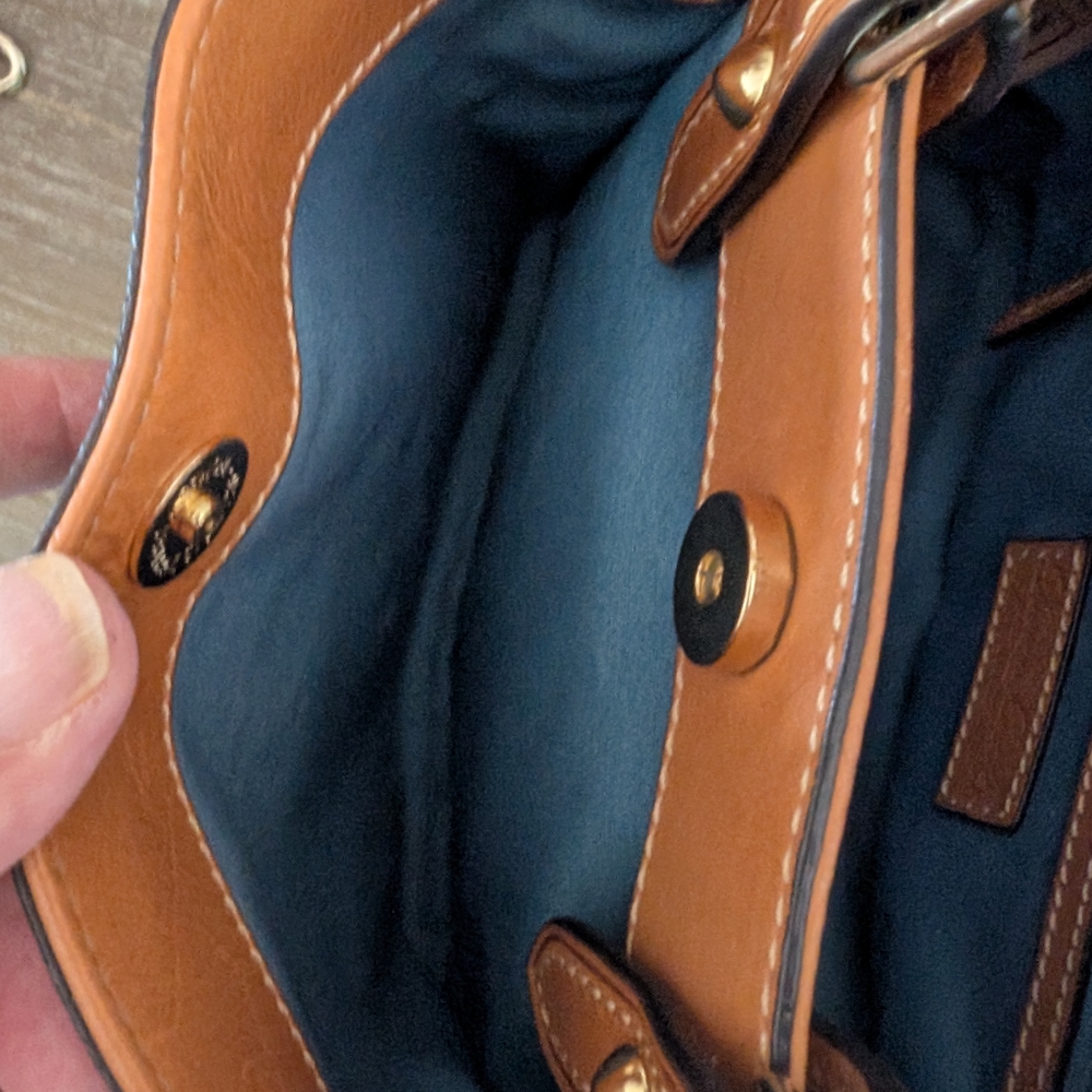 Dooney & Bourke Montego Mini Barlow - Picture 14 of 16